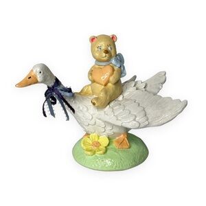 Vintage Mother Goose Chalkware Florentine Art Studio Figurine Nursery Decor 1985